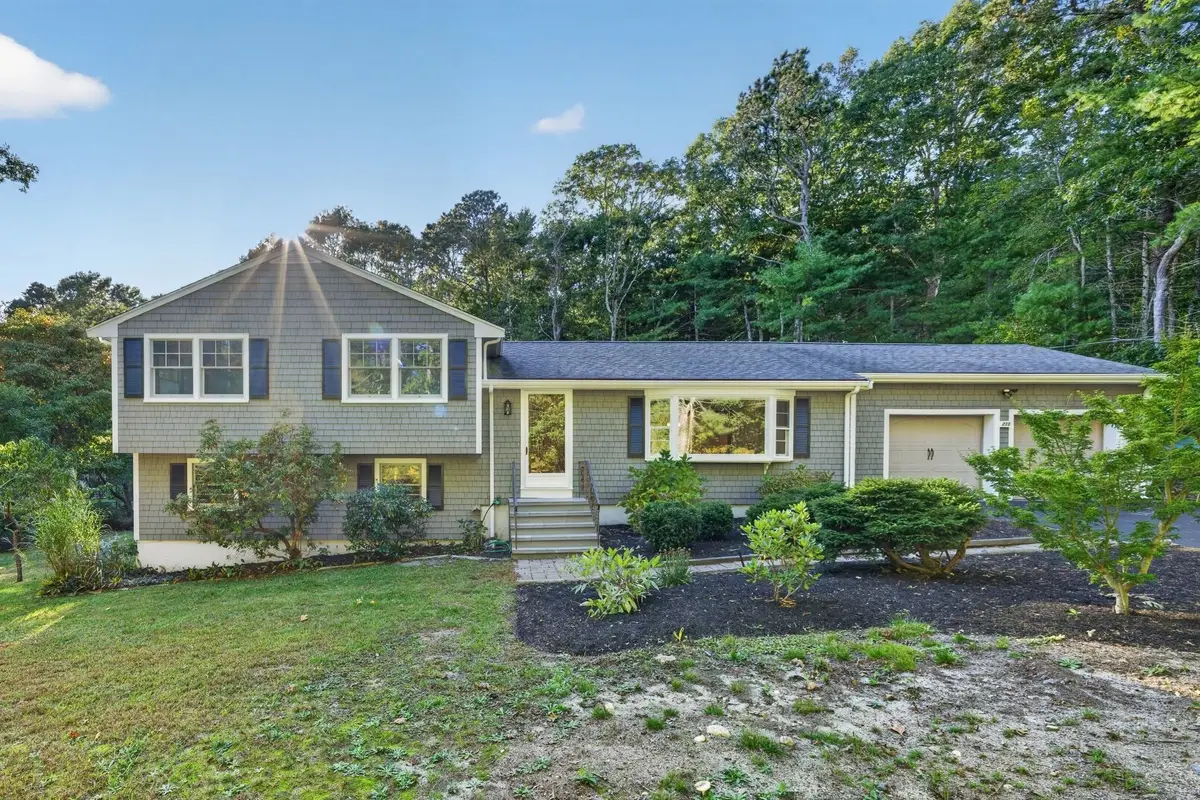211 Clark Rd, Plymouth, MA 02360 - #1