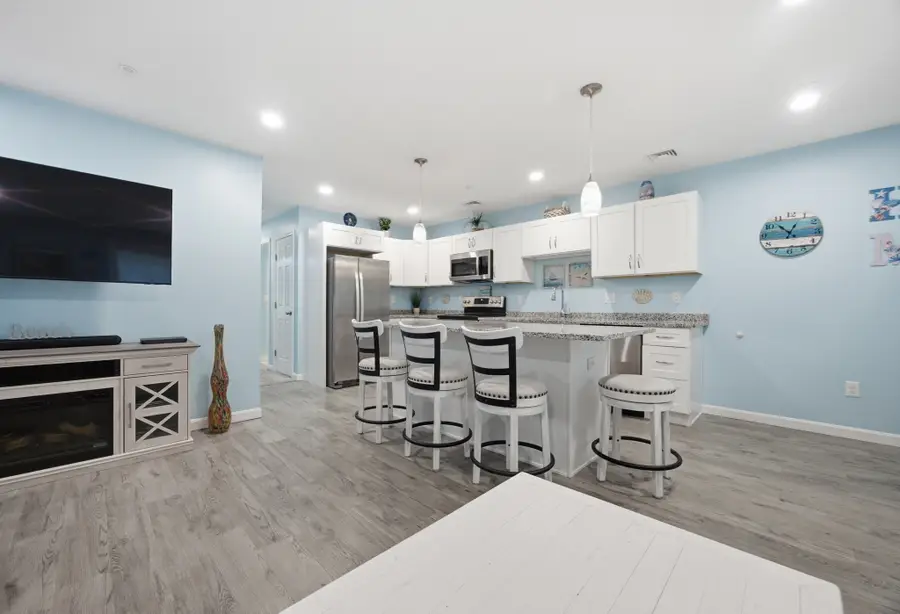 27 Ocean Walk Dr #206, Plymouth, MA 02360 - #3