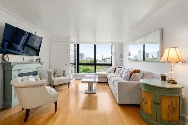 42 8th Street #1519, Boston, MA 02129
