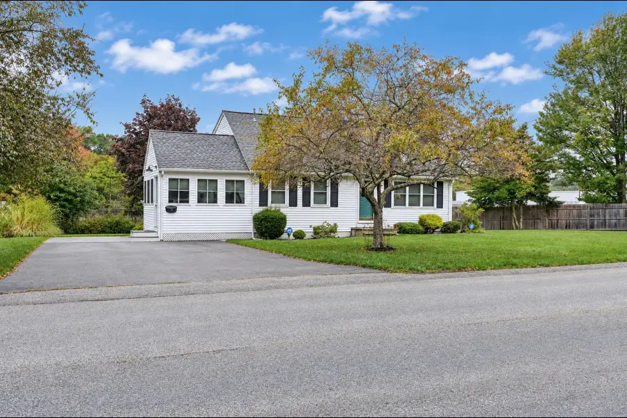318 Essex St, Whitman, MA 02382 - #2