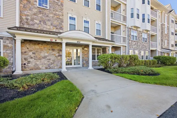 424 John Mahar Hwy #103, Braintree, MA 02184