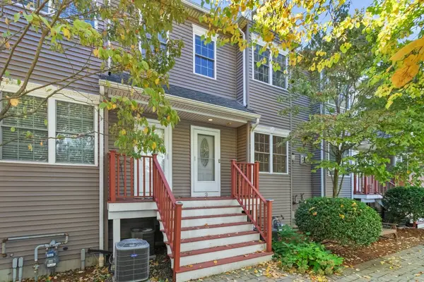 25 Hastings Ave #3, Waltham, MA 02453