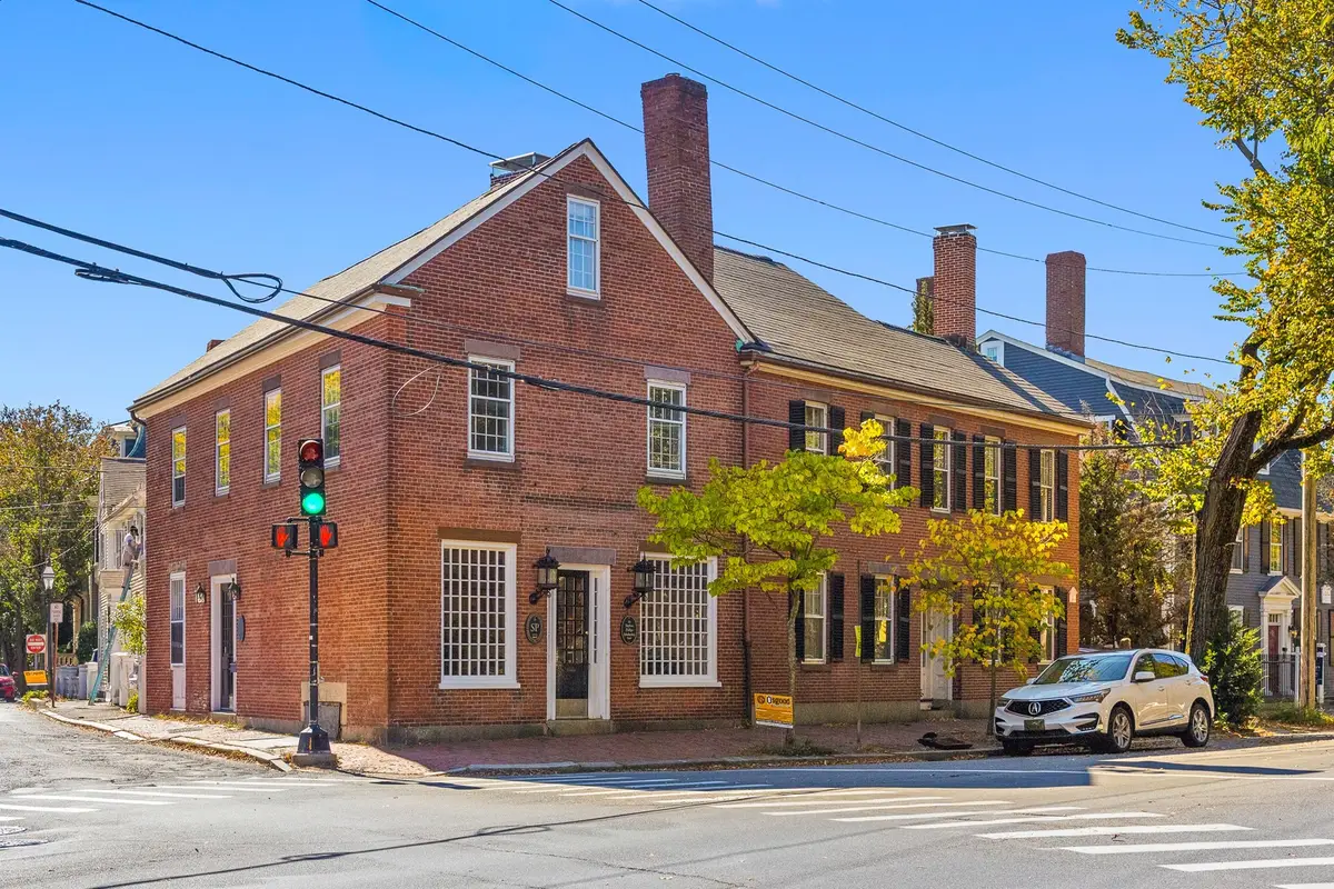 27 Flint #A, Salem, MA 01970 - #1