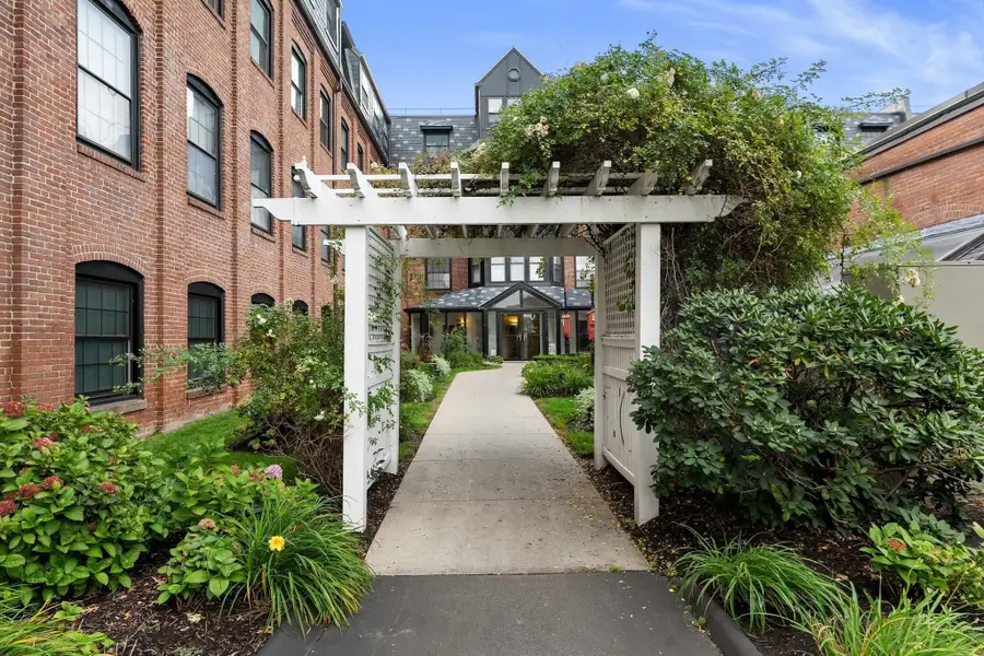 21 Linden Street #301, Quincy, MA 02170 - #3