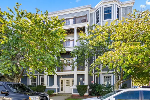 15 Whipple Ave #1, Boston, MA 02131