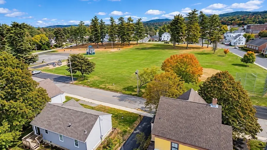 26 Maple St, Athol, MA 01331 - #3