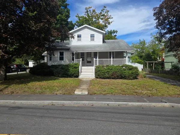 9 Shore St, Taunton, MA 02780