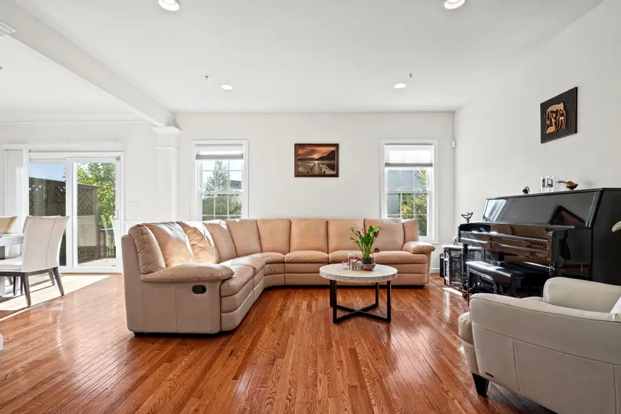 22 Kendall Ct #22, Bedford, MA 01730 - #2