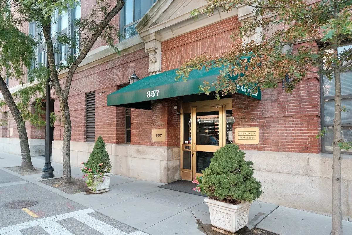 357 Commercial St #516, Boston, MA 02109 - #1