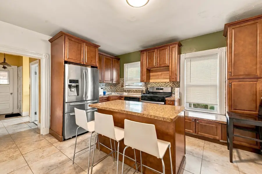 8-10 Dane St, Everett, MA 02149 - #3