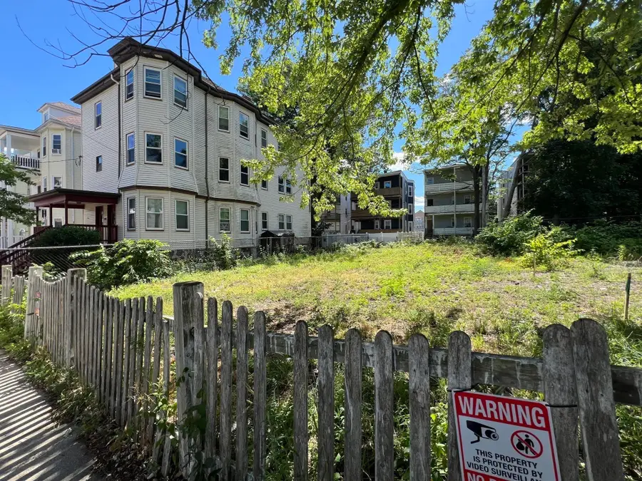 27 Millet, Boston, MA 02124 - #3