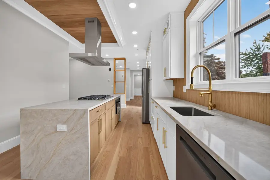737 Somerville Ave #B, Somerville, MA 02143 - #2