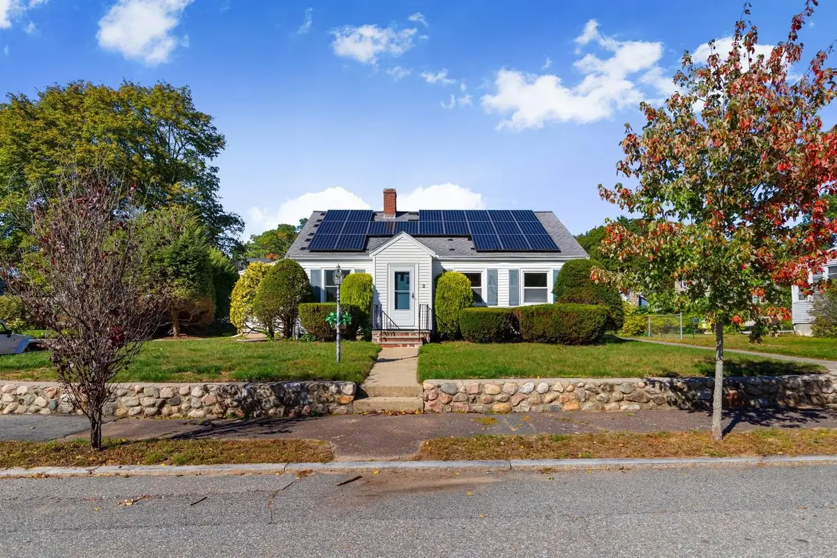 2 Minot St, Wakefield, MA 01880 - #1