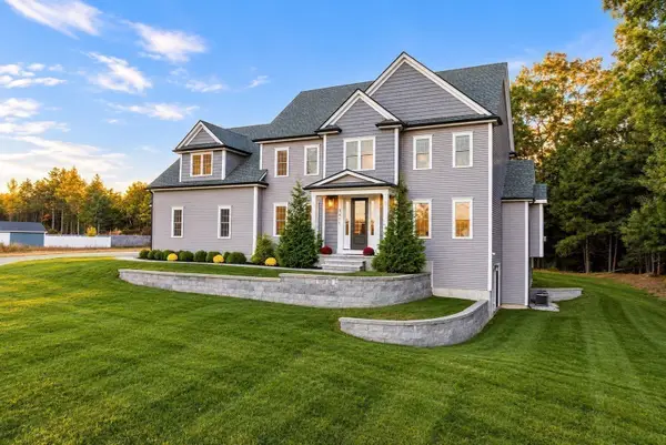 381 Prospect St, Franklin, MA 02038