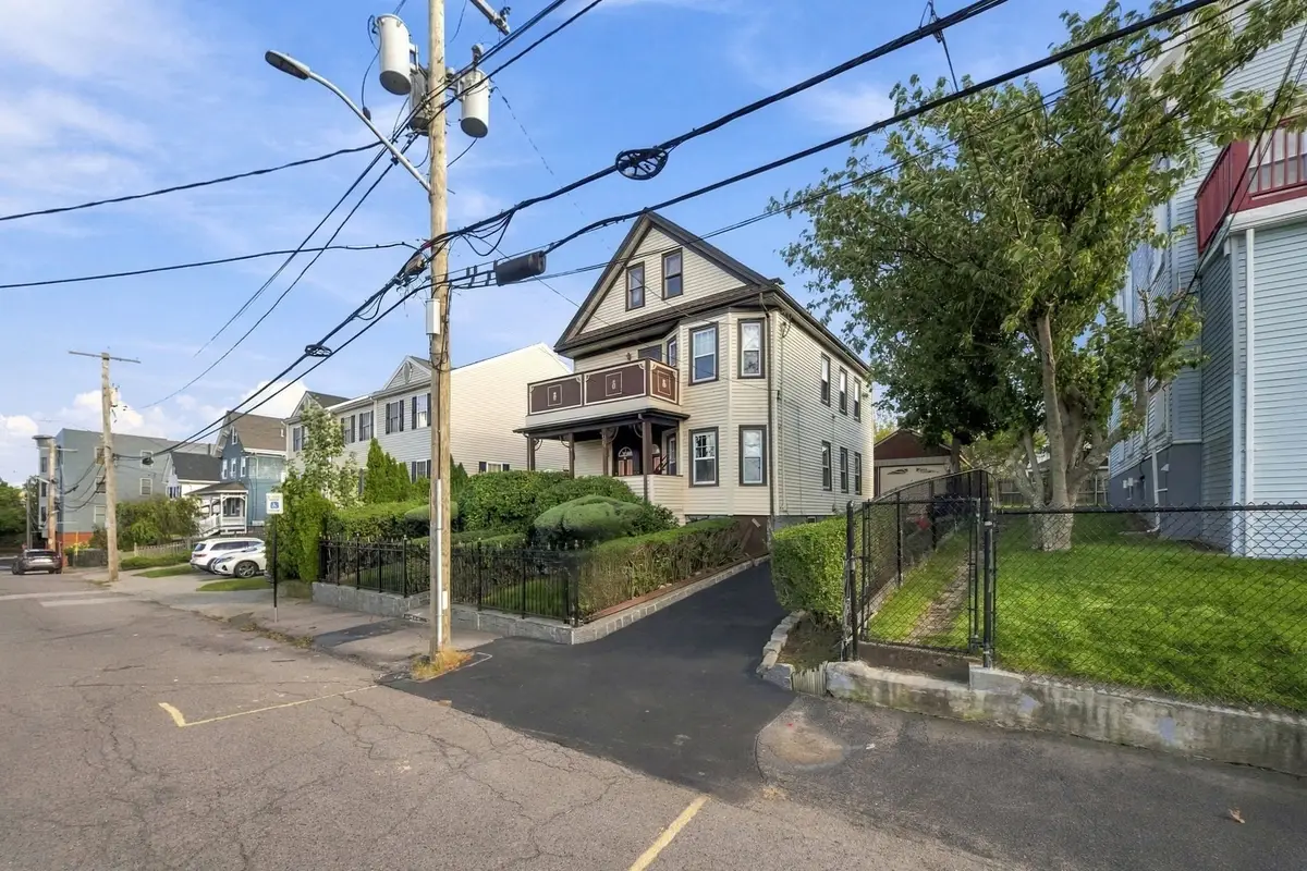 24-26 Walnut St, Quincy, MA 02171 - #1