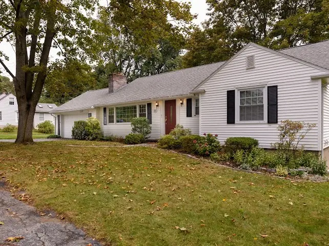 35 Vista Dr, Shrewsbury, MA 01545 - #2