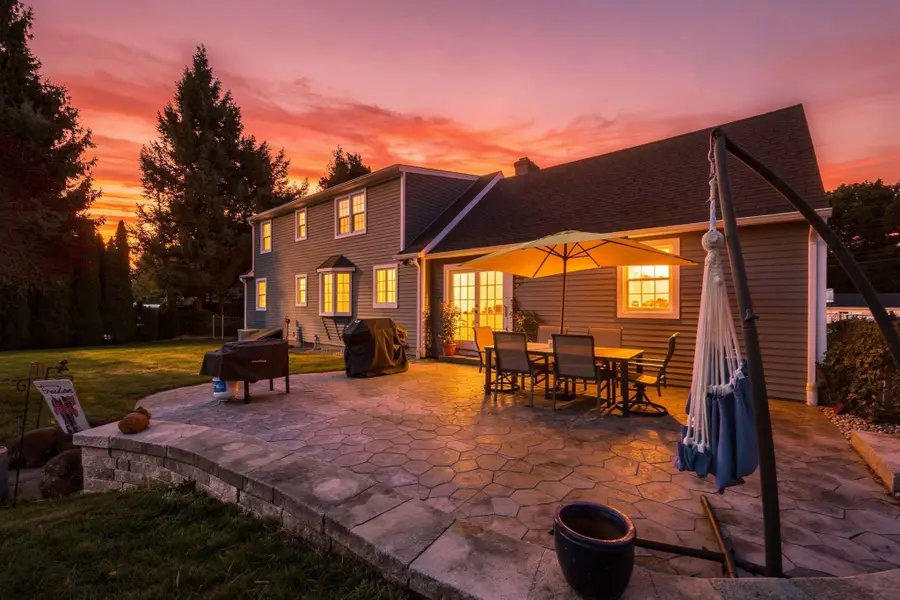 53 Glenwood Dr, Westfield, MA 01085 - #2
