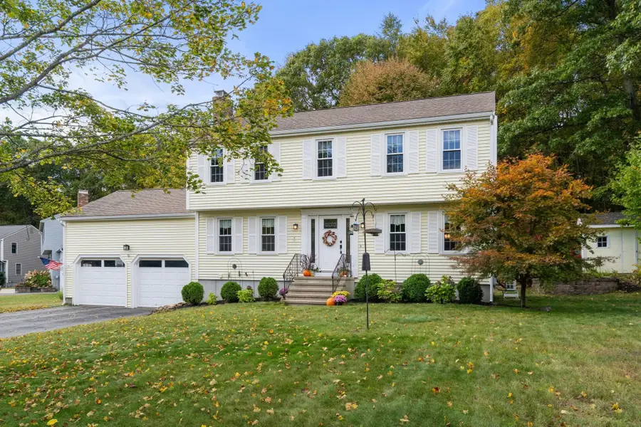 5 Crockett Cir, Hopedale, MA 01747 - #3