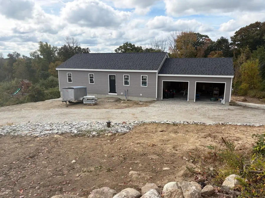 17 Piasta Road, Dudley, MA 01571 - #3