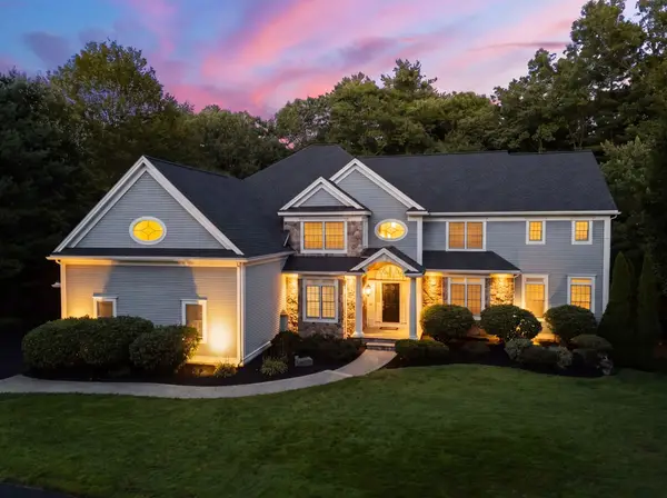 7 Turtle Creek Circle, Shrewsbury, MA 01545
