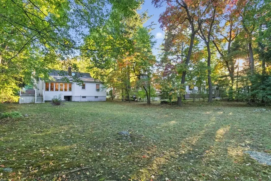 22 Roosevelt Rd, Newton, MA 02459 - #2