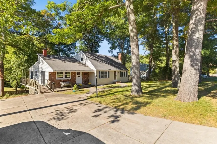 286 Pembroke St, Kingston, MA 02364 - #2