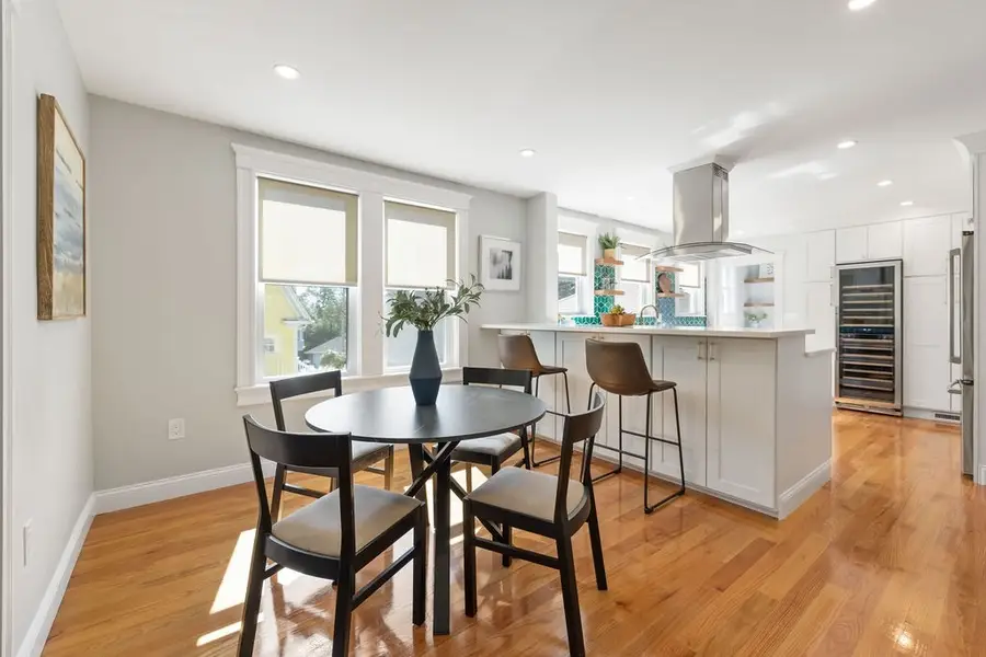 87 Irving St #1, Waltham, MA 02451 - #3