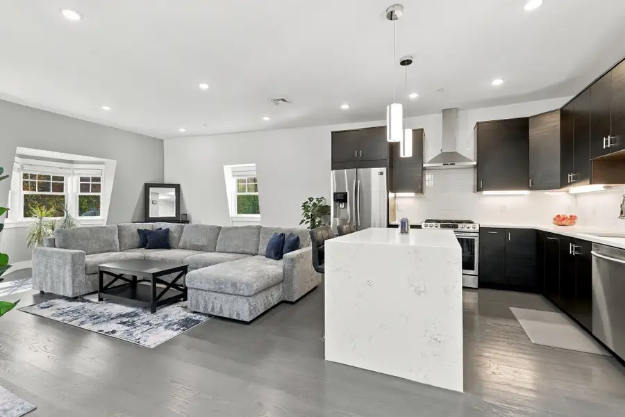 57-59 Franklin Street #3, Somerville, MA 02145 - #3