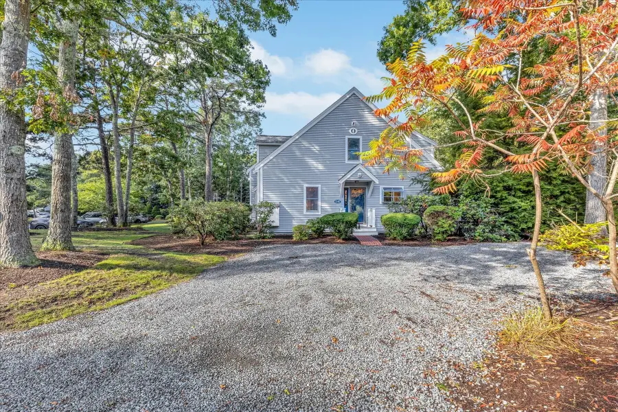 98 Shellback Way #98, Mashpee, MA 02649 - #2