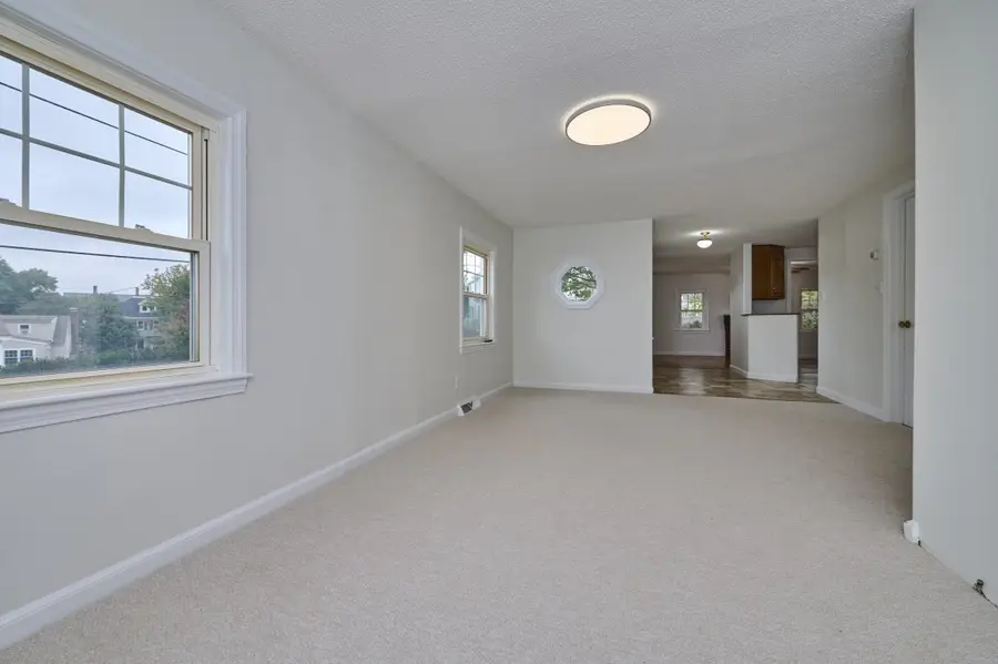 7 Lovett St, Salem, MA 01970 - #3