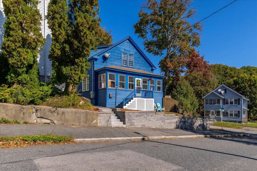 47 Dartmouth St, Worcester, MA 01604 - #2