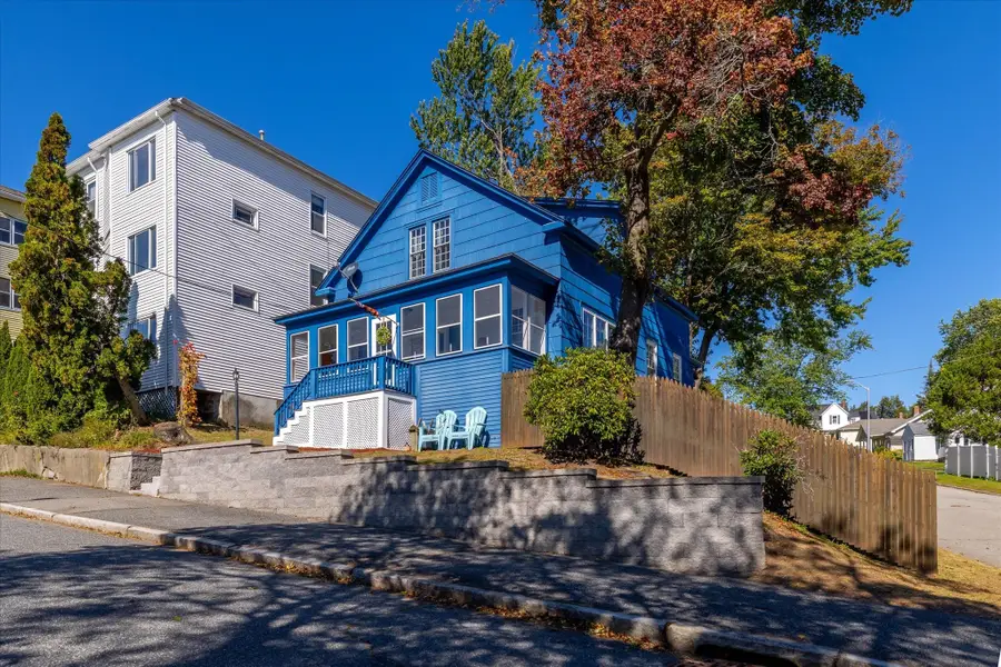 47 Dartmouth St, Worcester, MA 01604 - #3