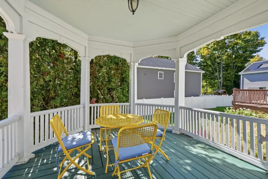 165 Holden St, Worcester, MA 01606 - #3