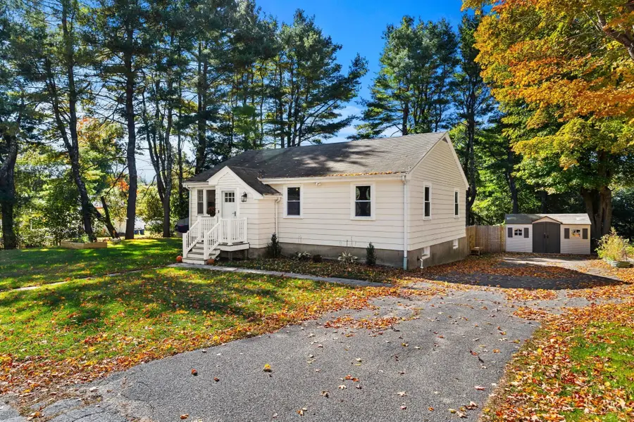12 Nelson Avenue, Georgetown, MA 01833 - #3