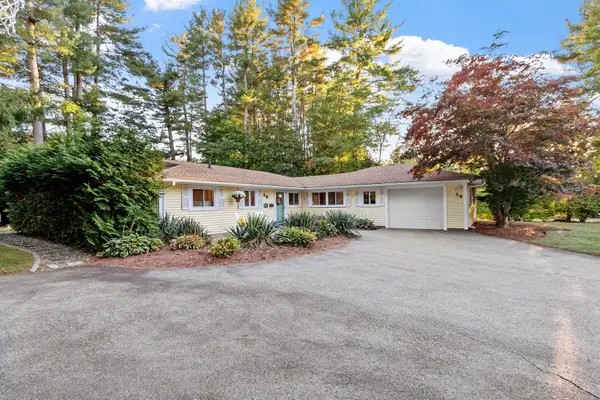 26 Samuel Road, Chelmsford, MA 01824