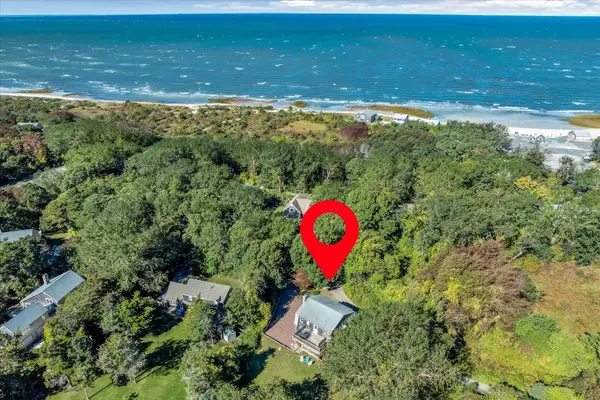 9 Honeysuckle Ln, Orleans, MA 02653