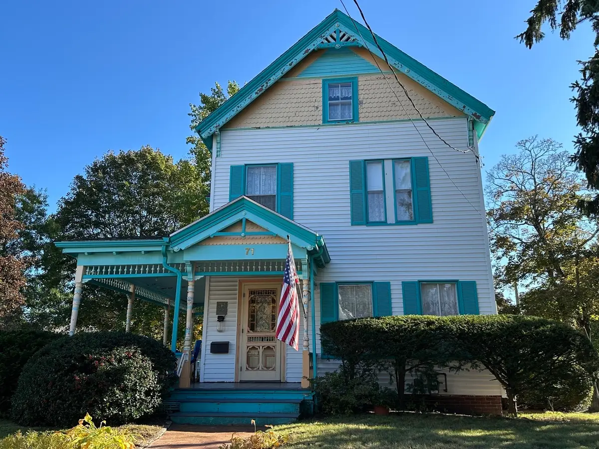 71 Highland Street, Amesbury, MA 01913 - #1