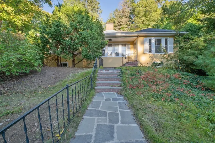 132 Beaumont Ave, Newton, MA 02460 - #2