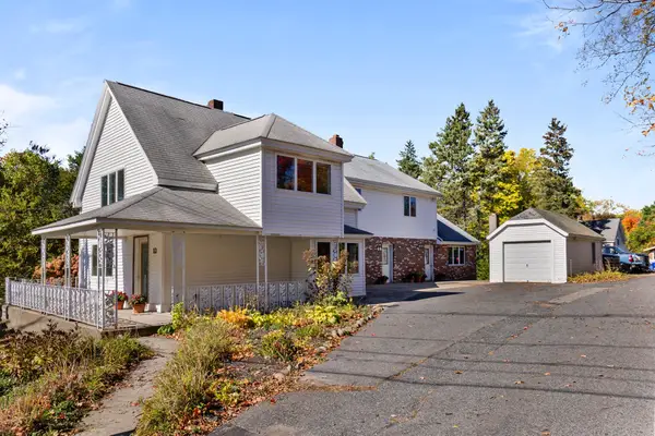 12 Wood Street, Hopkinton, MA 01748