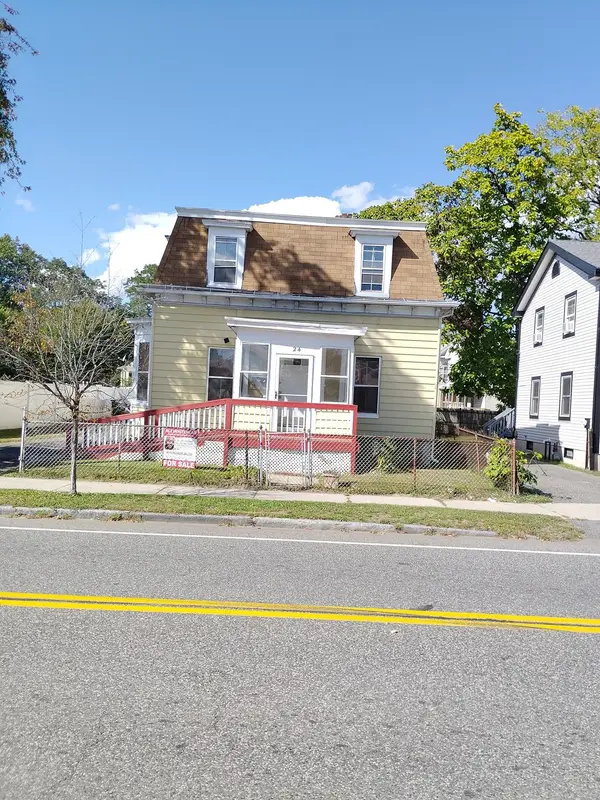 24 Bay St., Springfield, MA 01109