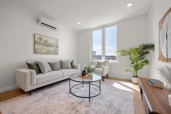440 Broadway #302, Chelsea, MA 02150