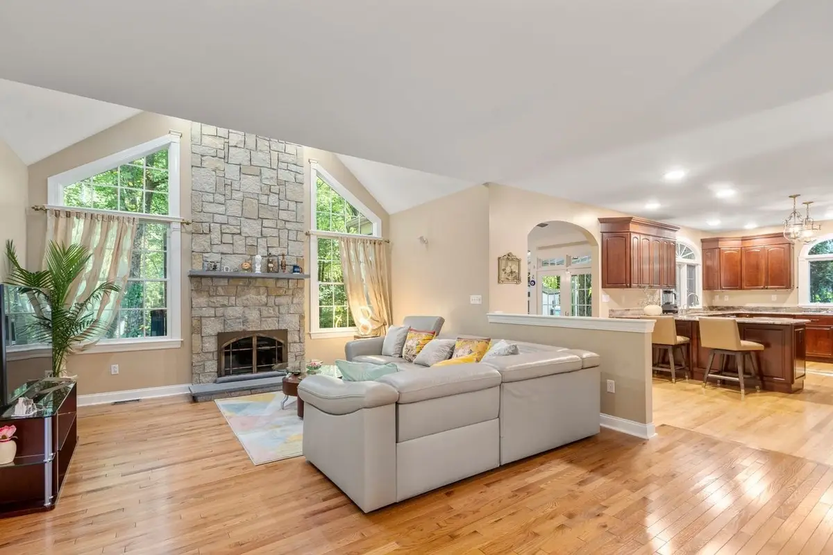 20 Fern Brook Cir, Canton, MA 02021 - #1