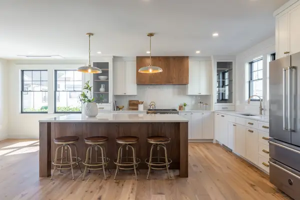 87 Quincy St #87, Medford, MA 02155