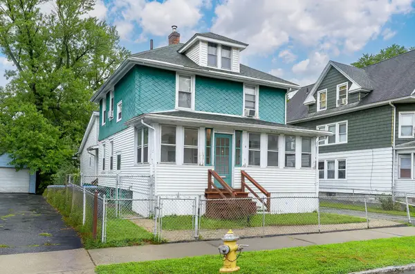 26 Denton Cir, Springfield, MA 01104
