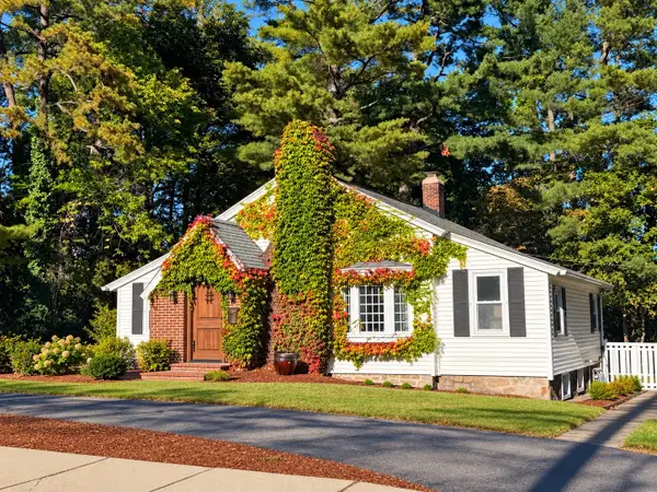 55 Elm Street, Methuen, MA 01844
