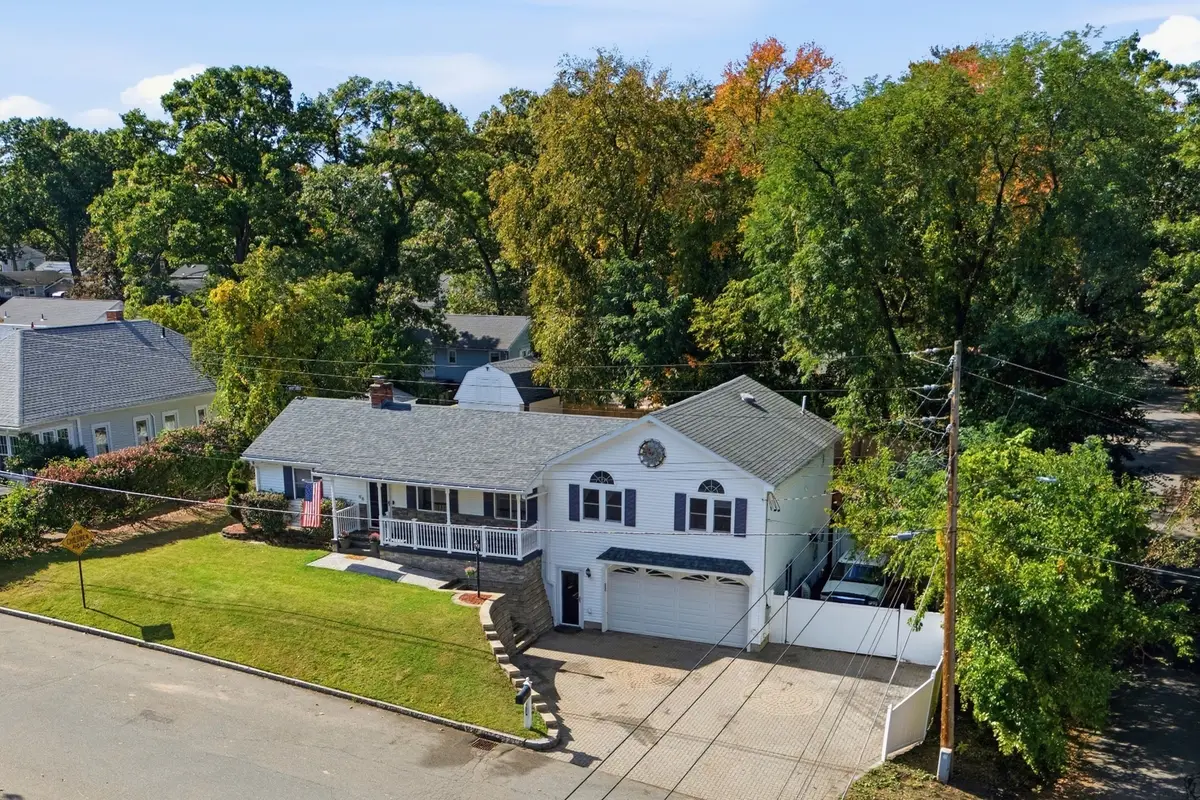 66 Barrison St, Springfield, MA 01109 - #1