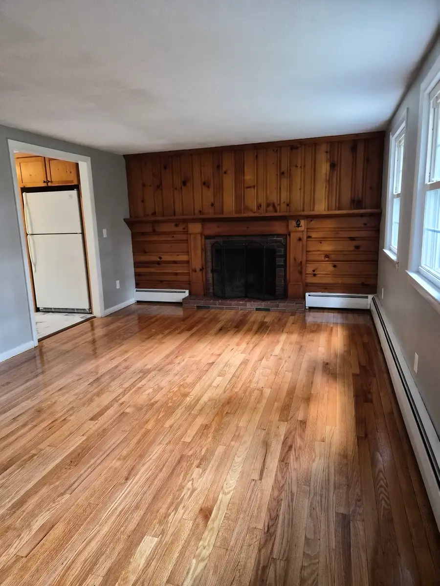 4 Silver Street, Monson, MA 01057 - #2