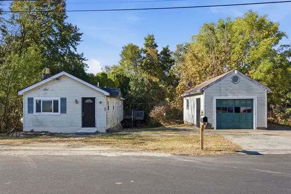 20 Mills Dr, Dracut, MA 01826