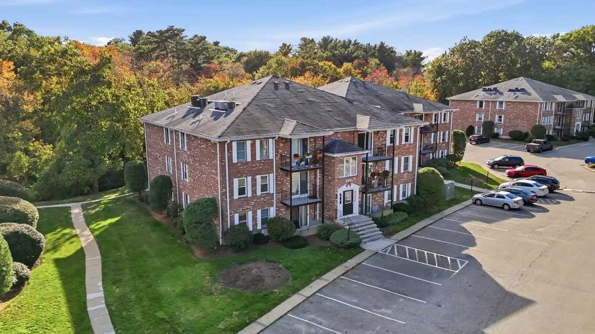 352 Neponset St #L, Canton, MA 02021 - #1