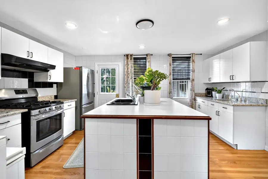 162 Brush Hill Rd #2, Milton, MA 02186 - #2